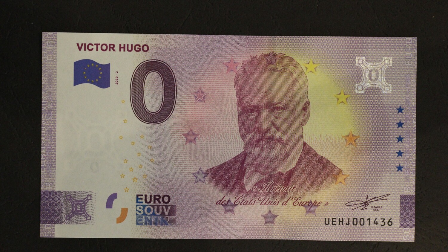 VICTOR HUGO