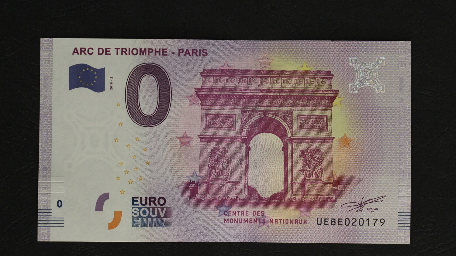 ARC DE TRIOMPHE - PARIS