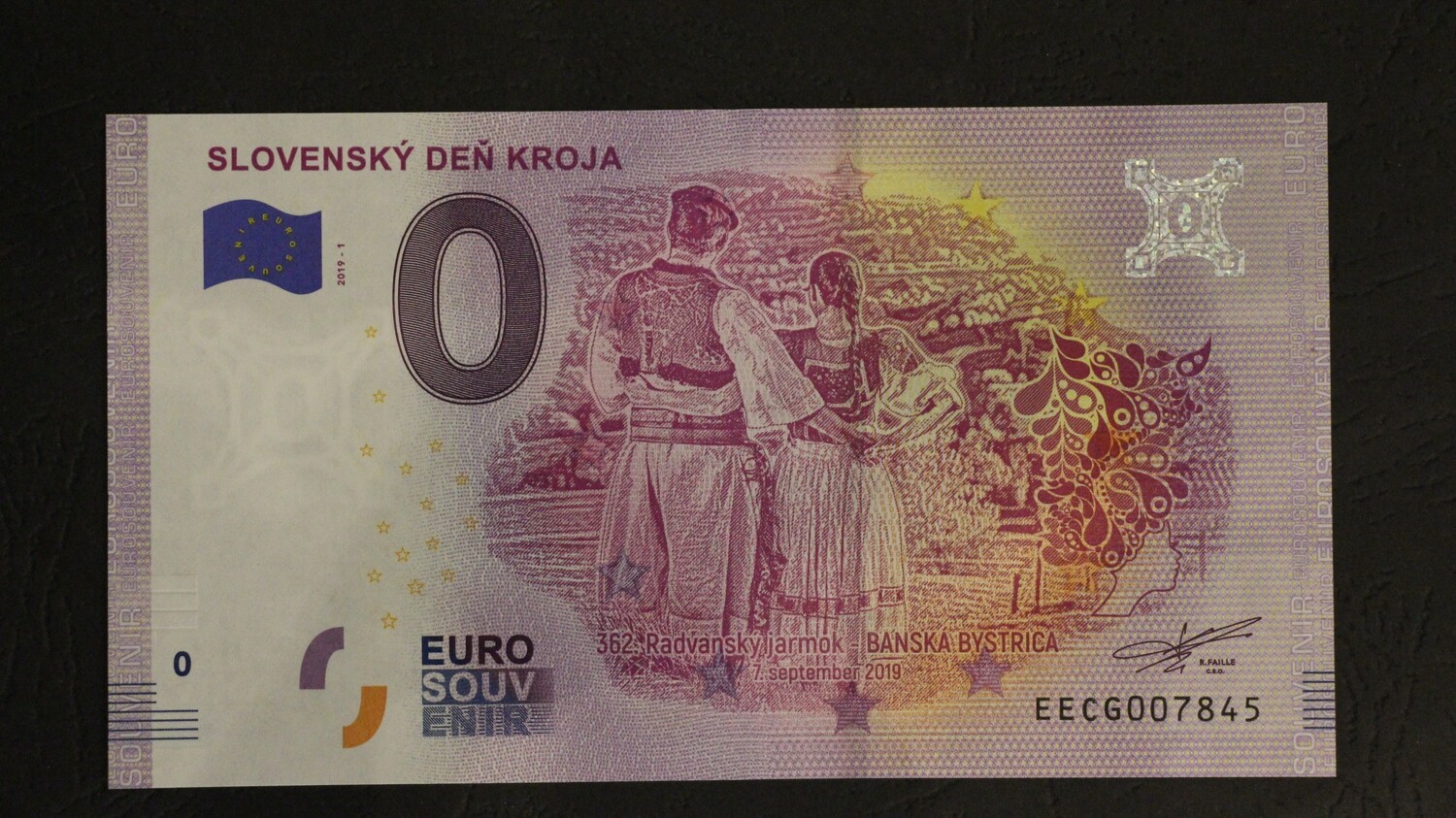 SLOVENSKÝ DEŇ KROJA