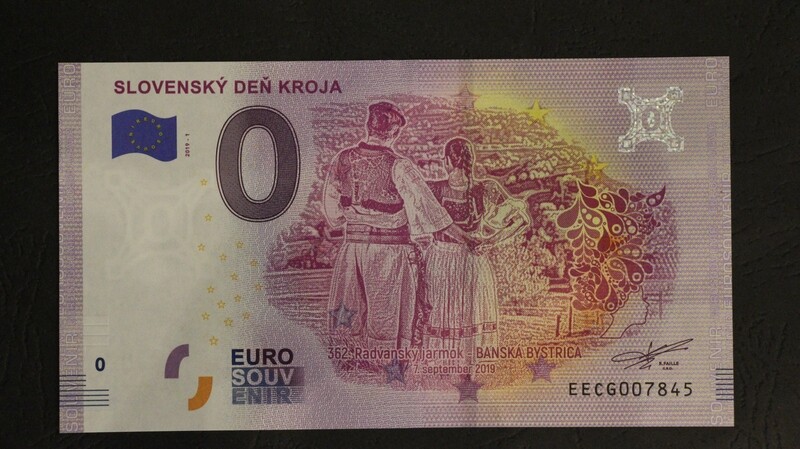 SLOVENSKÝ DEŇ KROJA