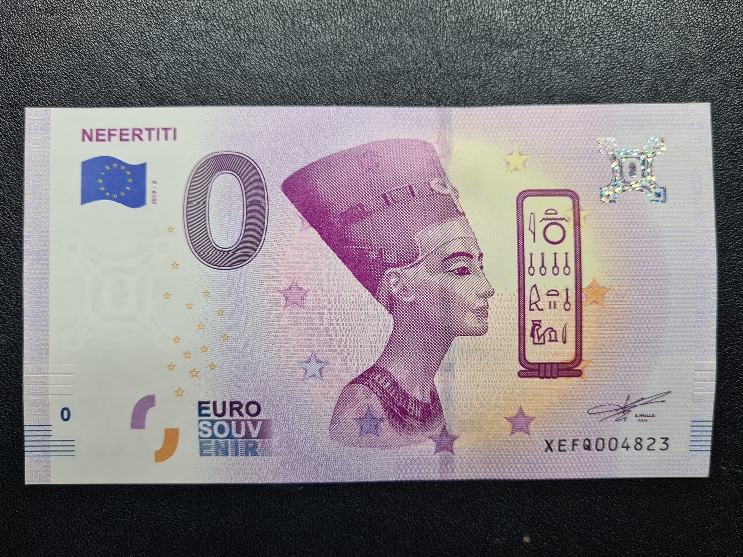 NEFERTITI