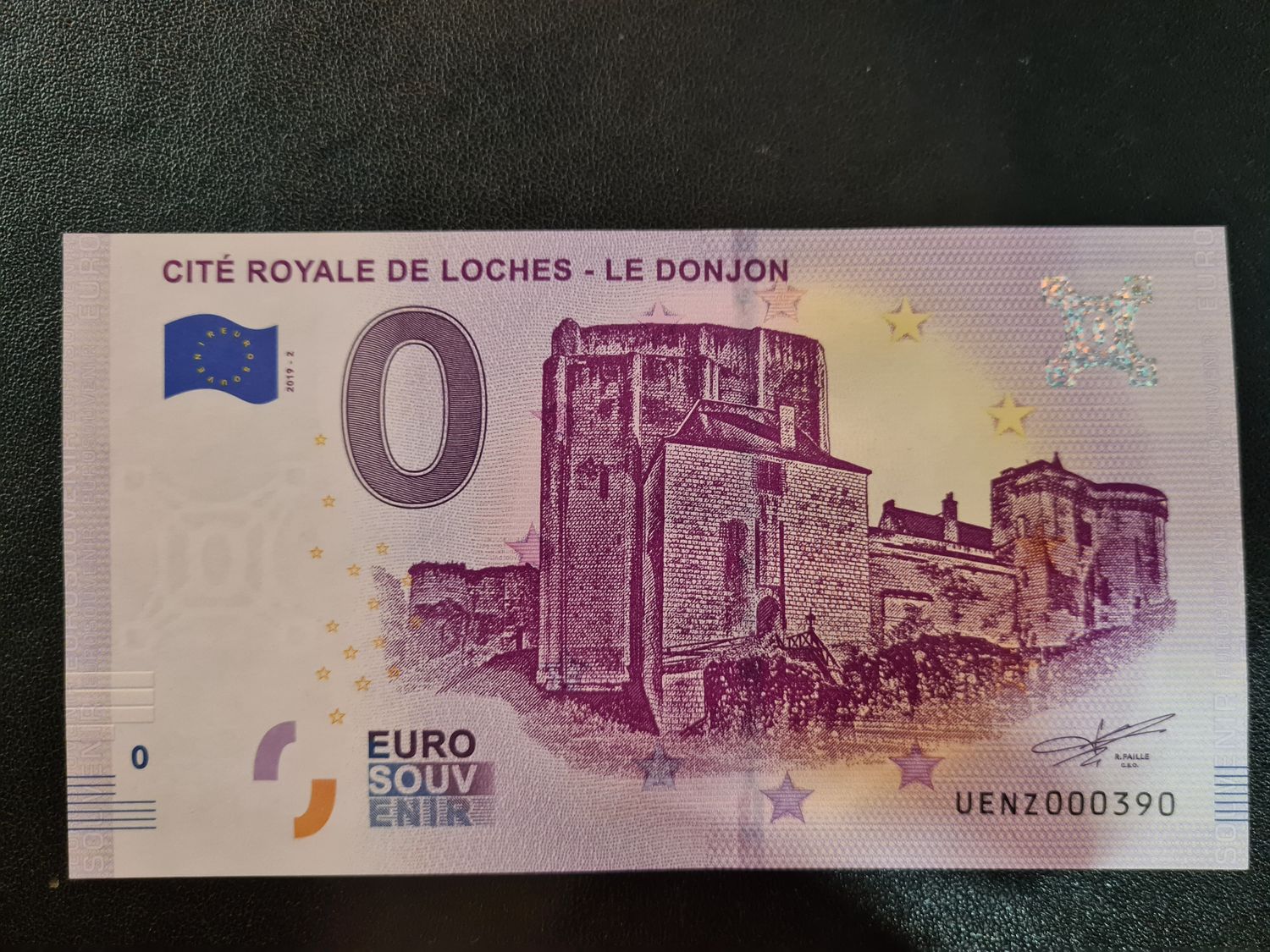 CITE ROYALE DE LOCHES - LE DONJON