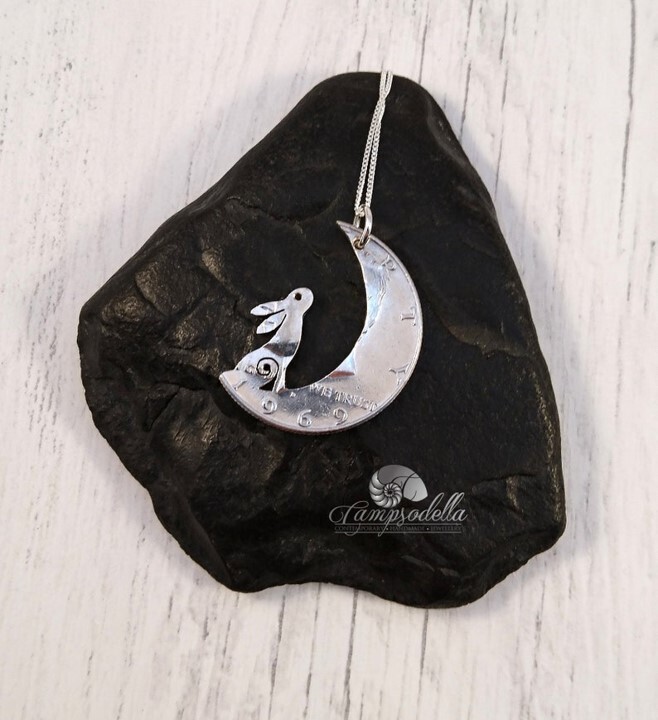 American Moon Hare silver necklace -1969