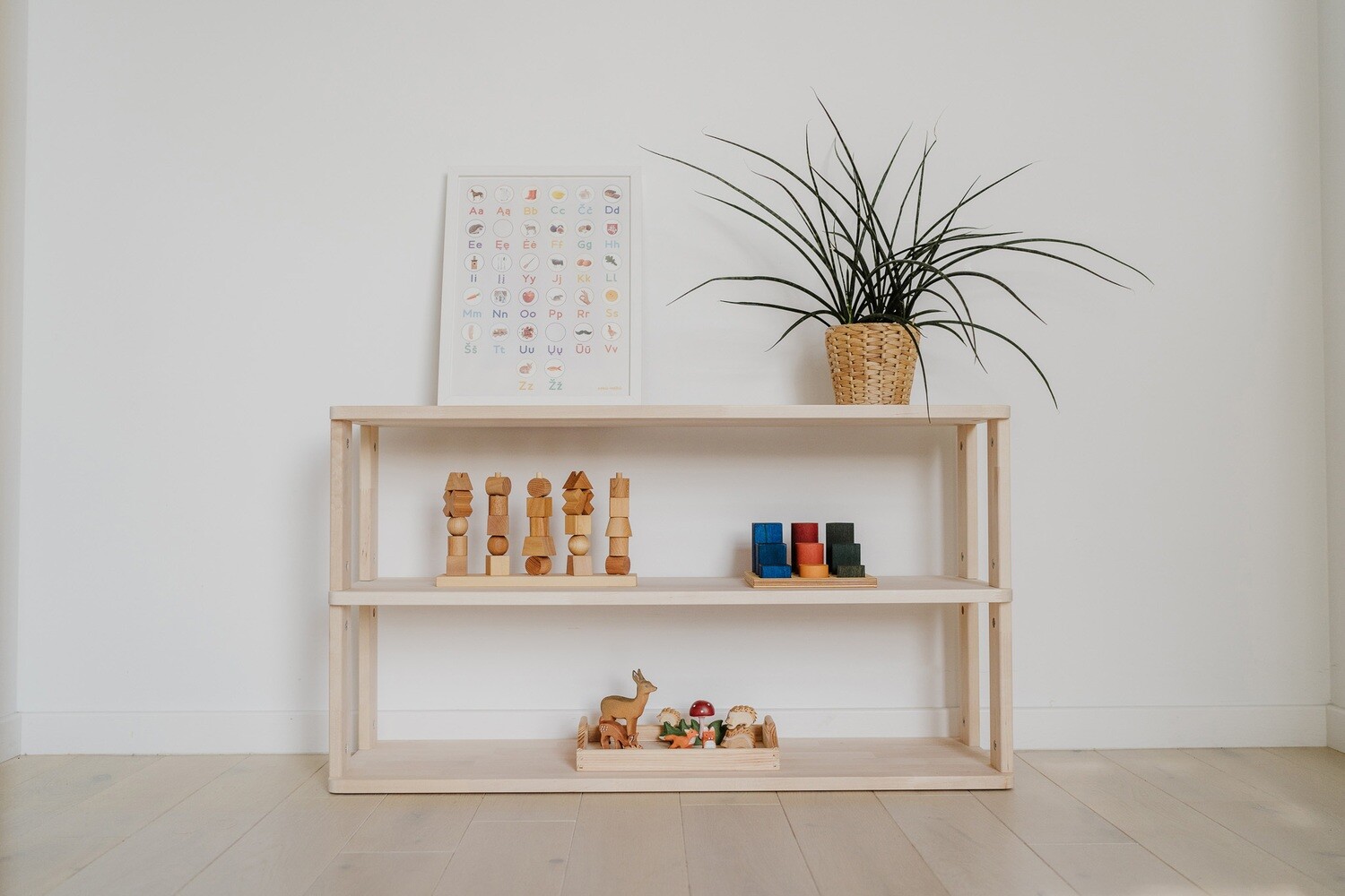 Modular Montessori shelf STRAIGHT