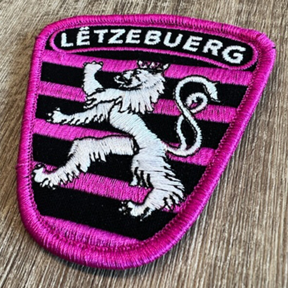 Badge Roude Leiw Pink