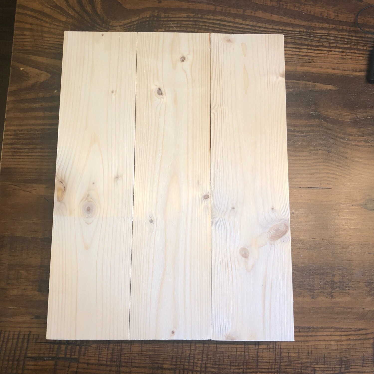 Wood Pallet Boards 10.5 in. x 14 in.