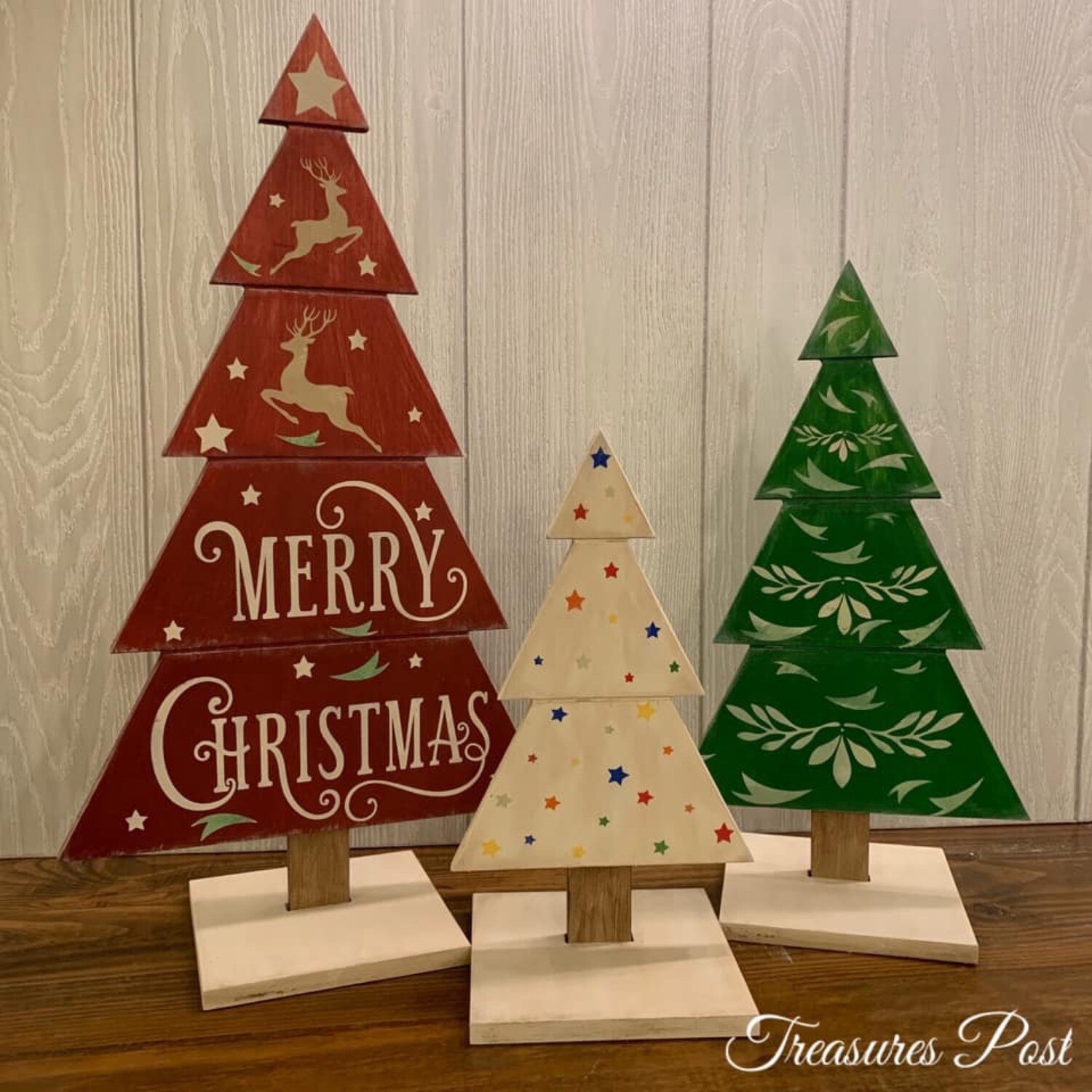 Christmas Tree Tier w/Grooves, Stand & 2-1/2 in. Trunk -Small tree Unpainted