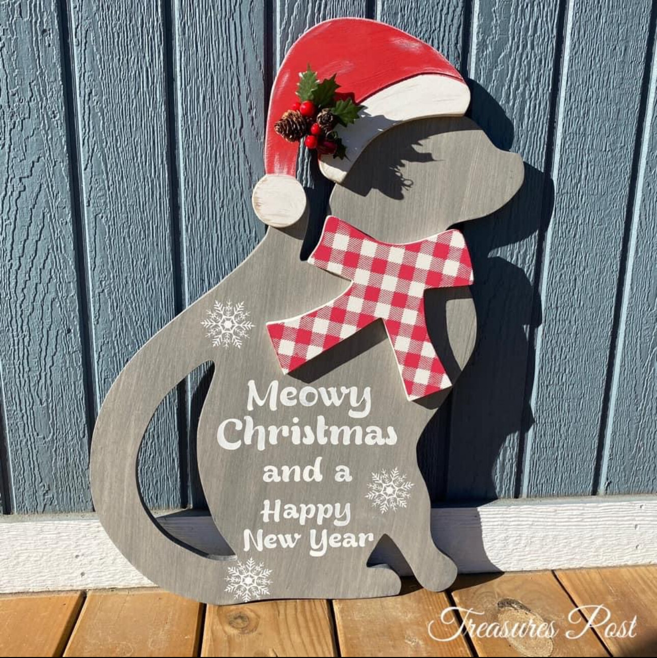 Christmas Cat with Hat and Scarf 25-1/2 in. x 18-1/2 in. Unpainted