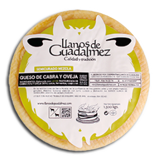 Queso Mezcla " Llanos de Guadalmez" 800 grs. aprox.
