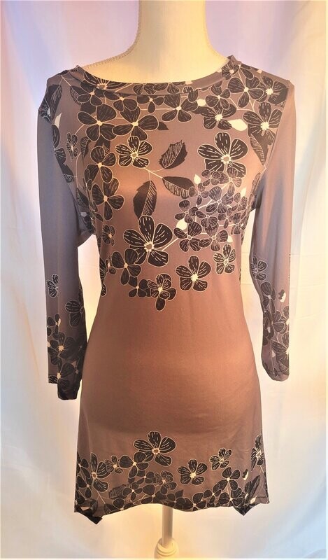 Lily by Firmiana Grey and Black Flowery/floral three-quarter sleeve side tail Tunic Top Gown Medium Size 8-10