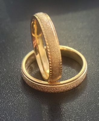 Gold Wedding Ring Bands Round Gold Rings for Men and Women 1 Band
