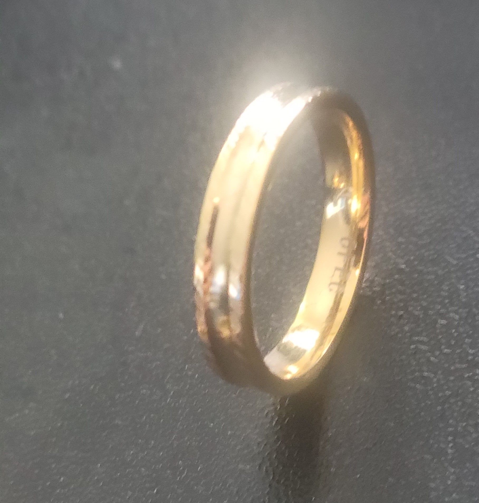 Gold Muse Unisex Comfort Fit Wedding Ring Band in Solid Gold 1 band