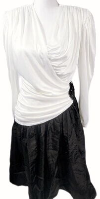 Women Ruffle V Neck Summer Gathers Long Sleeve White and Black Wear to Work Church Wedding Guest Party Dresses detachable beaded flower by the side