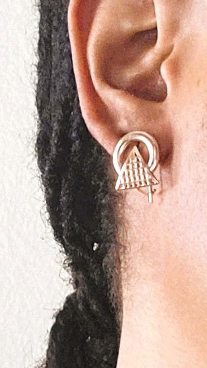 Vintage 10 Ans triangular/circle Gold hoop earrings