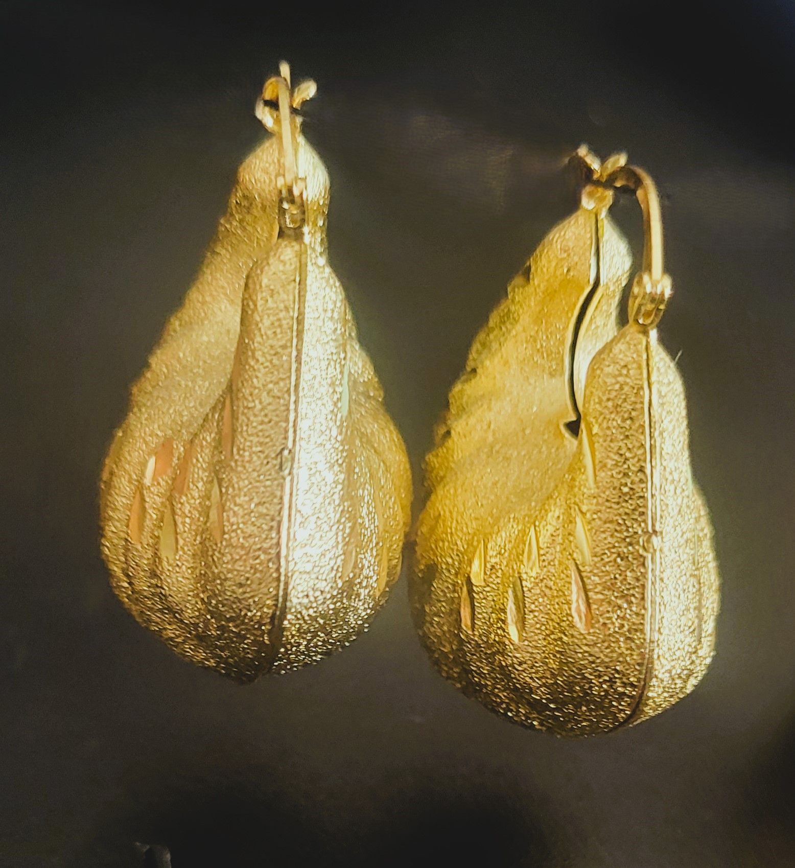 Luxury Copper Alloy Jewelry Earrings Dainty Gold-Plated Women Earrings and Pendant Chunky Earrings 2.1-inch