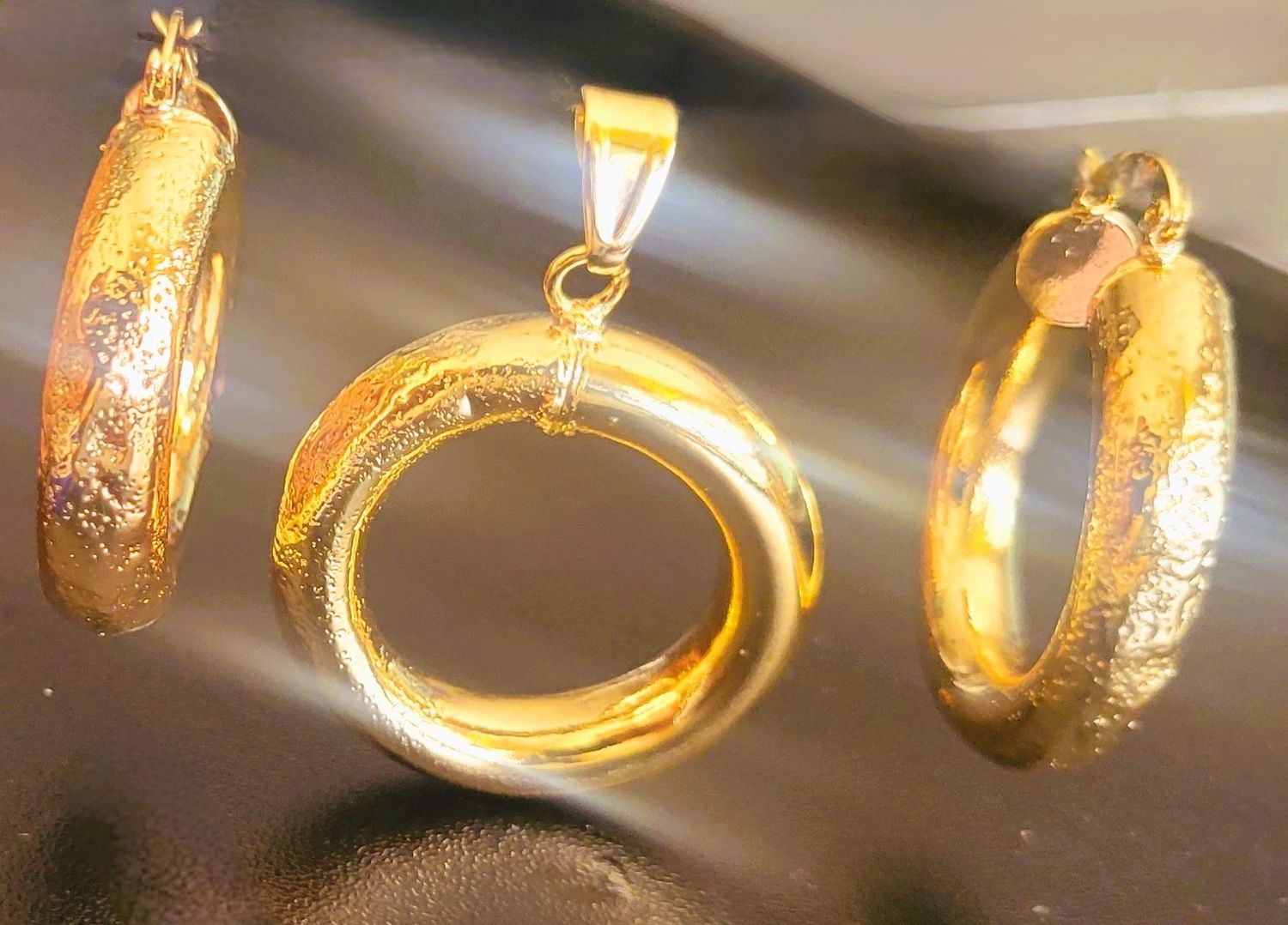 14K Yellow Gold 2 shade Tube Hoop Earrings w/Click-Down Clasp, (9mm Tube) Earrings and pendant for Women Yellow Gold Hoop Earrings and Pendant length 38mm