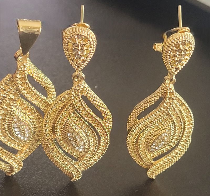 Dramatic Micro-Pave CZ Dangle Bridal Wedding Earrings and Pendant with Genuine 14K Gold Plating jewelry 66MM