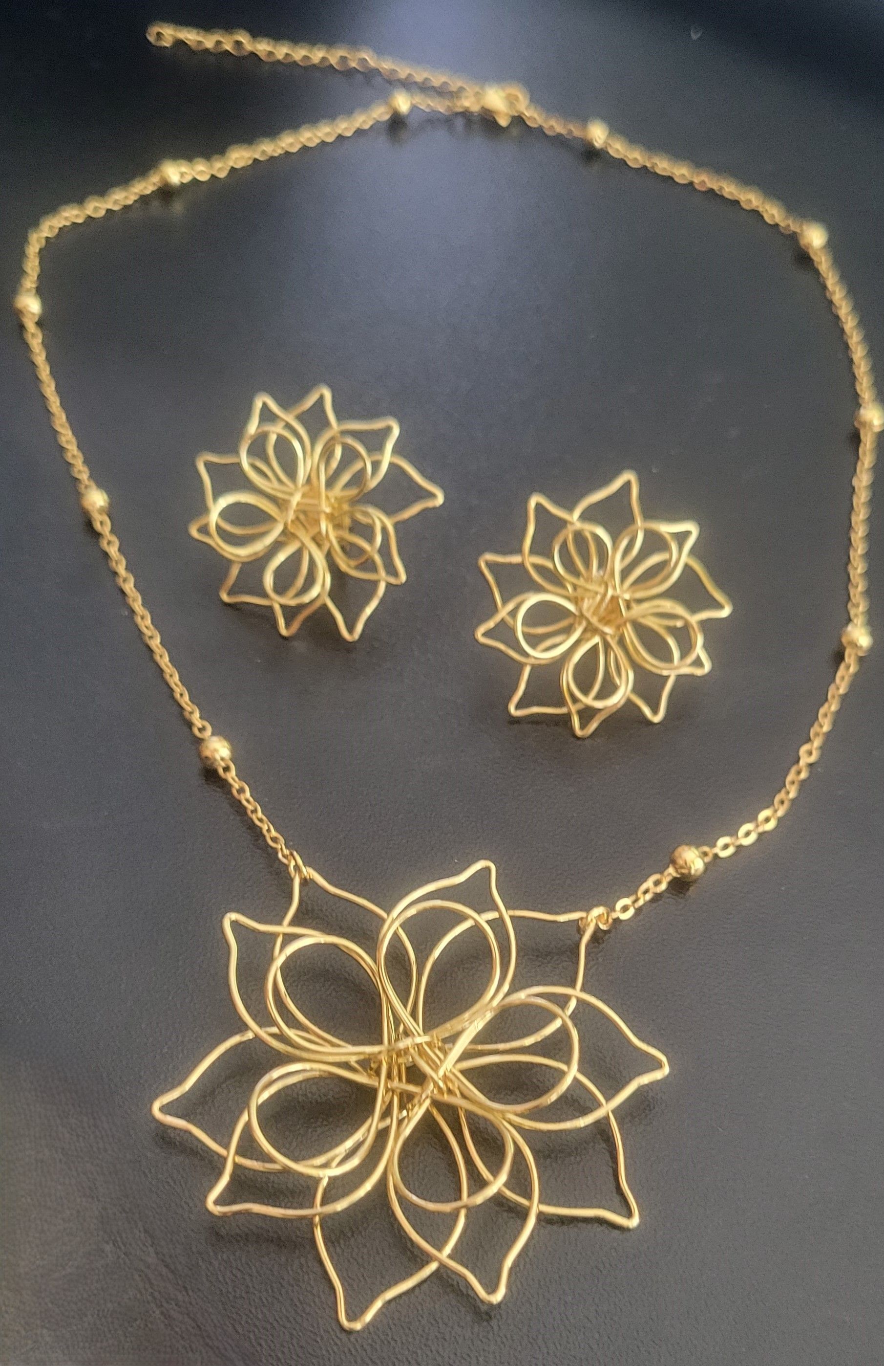 Rose Flower Spiral Necklace Pendant Earrings Set for Women 18K Gold Plated Hypoallergenic Jewelry Sets