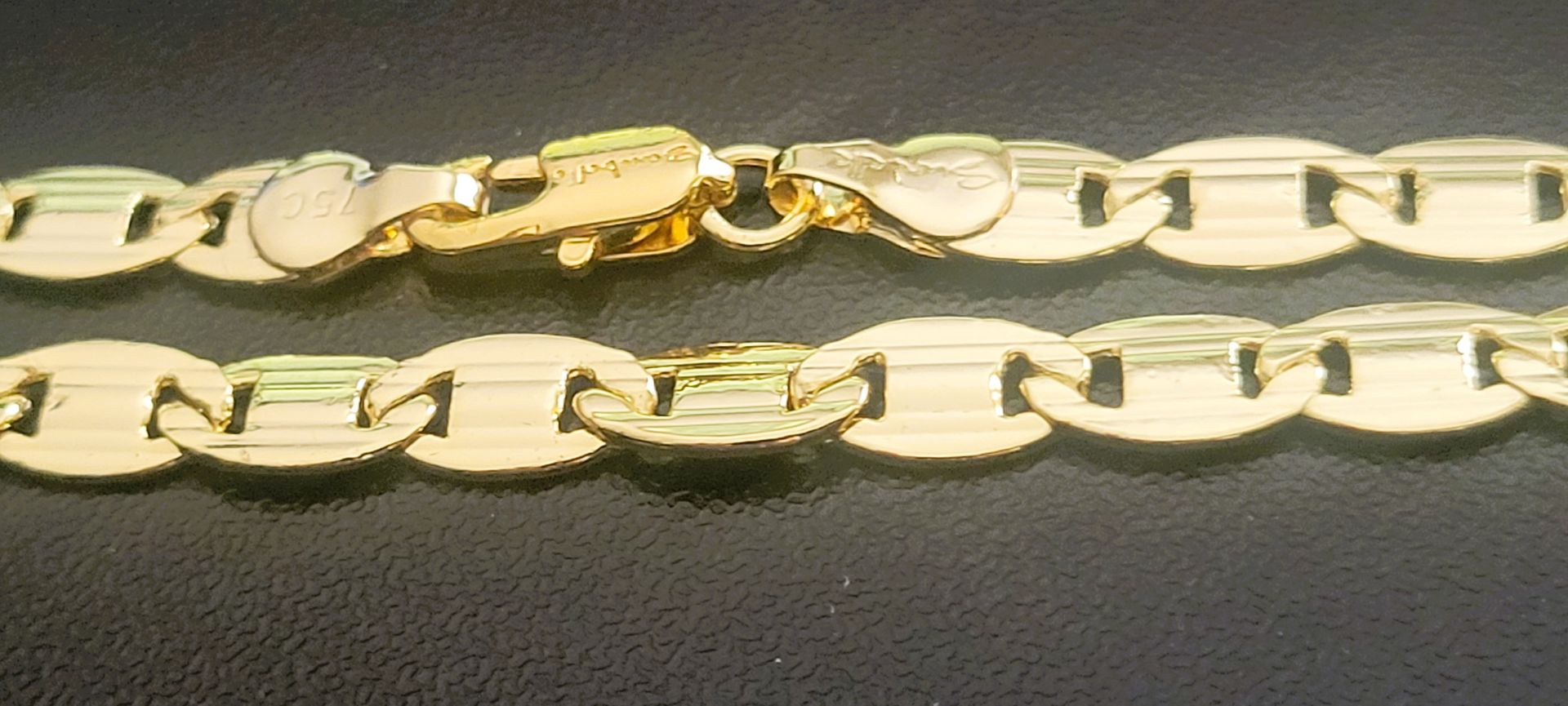 18kt Yellow Gold Oval-Link Necklace 75c