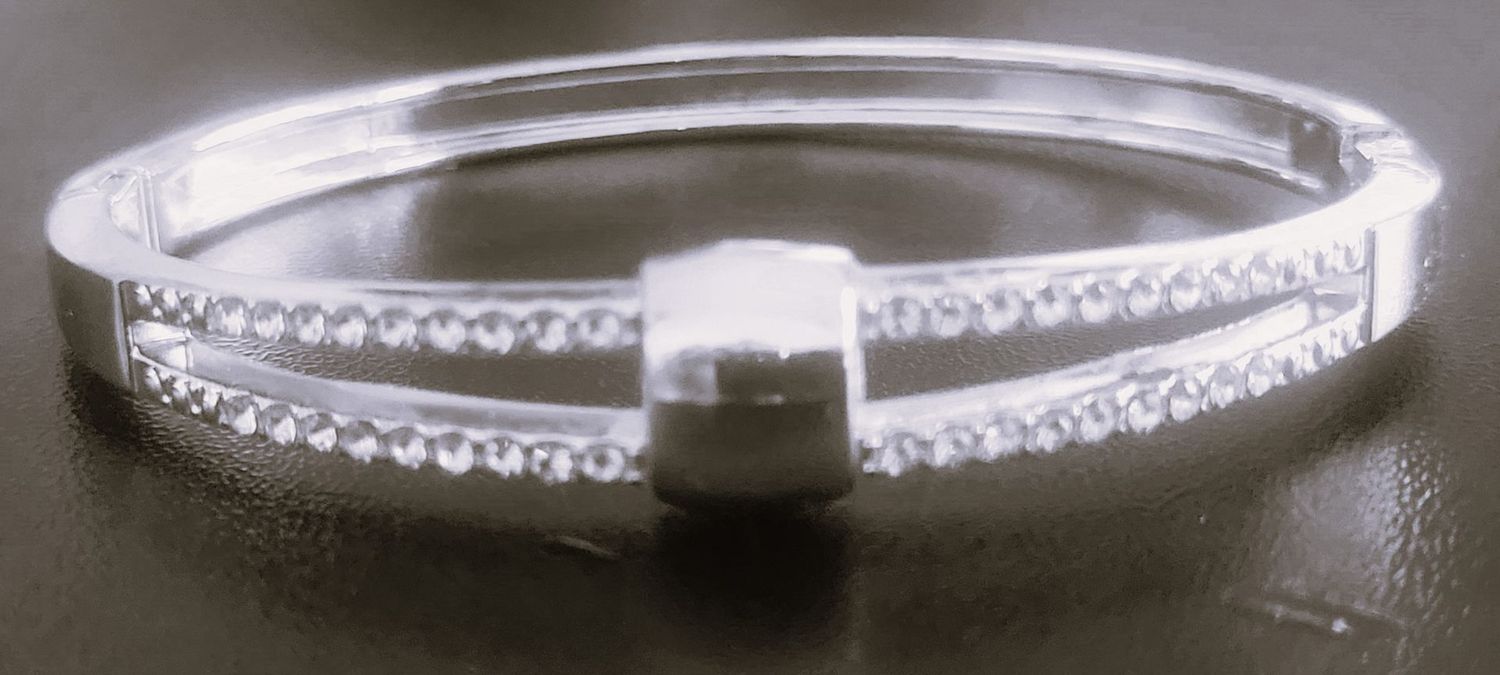 Silver Love Friendship Bracelet Bangle with Cubic Zirconia Stones Crystal Simple Bracelet 18K White Gold Plated for Women Girls Personality Cuff Bracelet Bangle Bracelet Bangle Best Gifts