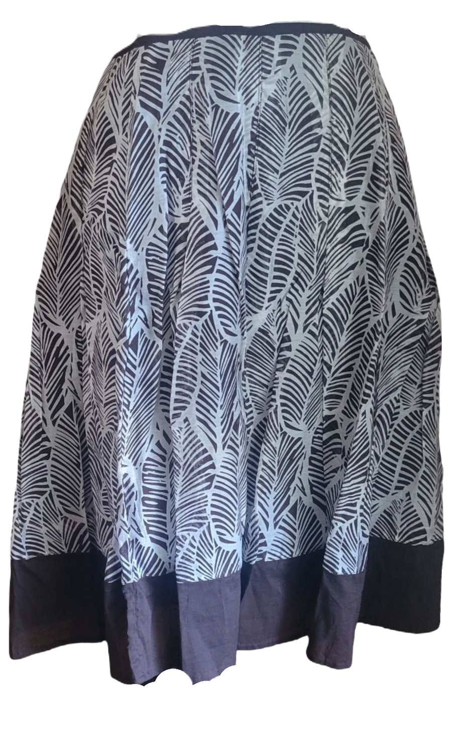 feather designed white and black skirt