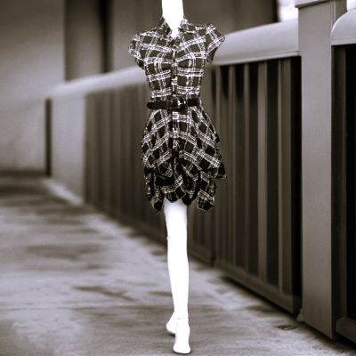 iz byer Ladies California spring and summer black and white gown Dress for ladies inside track