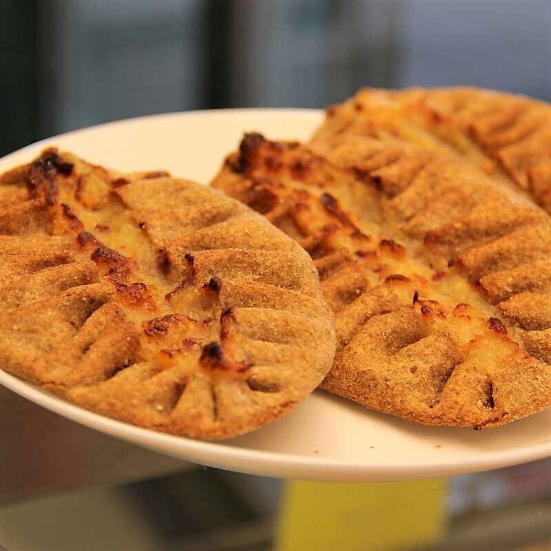 Perunapiirakka (laktoositon), paistettu, 10 kpl Perunapiirakka (laktoositon), paistettu, 10 kpl