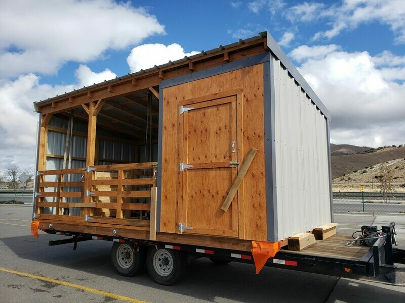 Livestock Shelter w Tack Shed