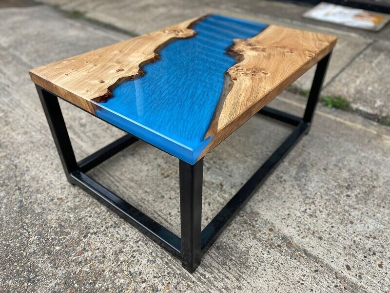 Oak coffee river  table