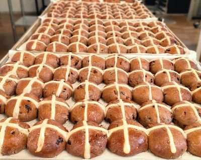 Hot Cross Buns | 6 Pack | Gluten-Free | Vegan | ​Organic