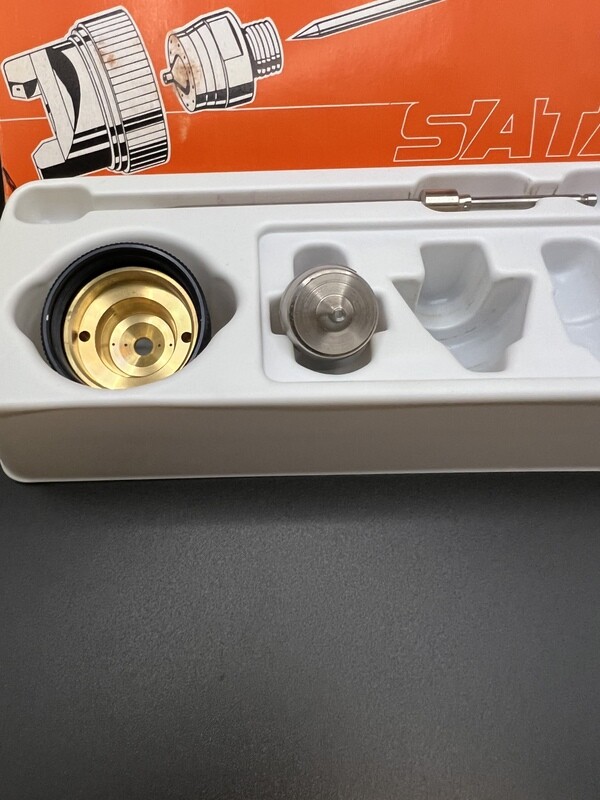 SATA JET NR95 1,4CC (NOS) New Nozzle Set