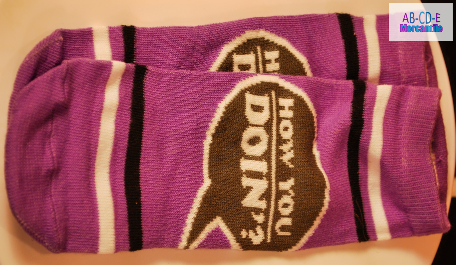 Fans of Friends Socks-How You Doin?