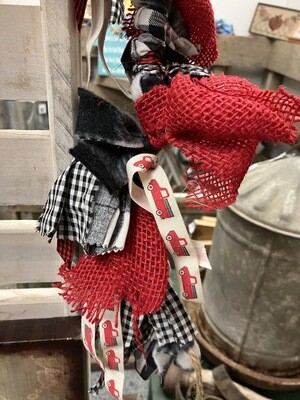 Red Truck Garland-19in/42in