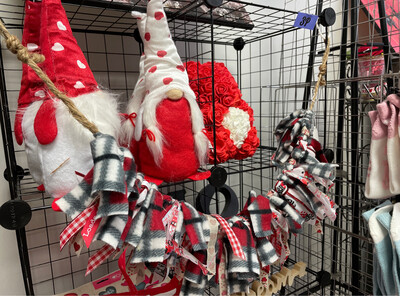 Valentine Garland-24in/38in