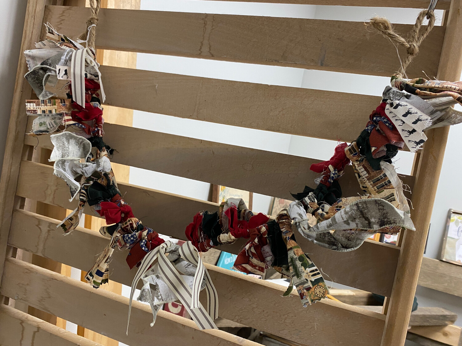 Americana Fabric Garland C-26in/32in