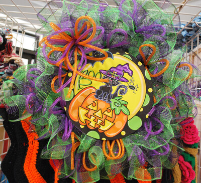 Cat and Jack o lantern wreath