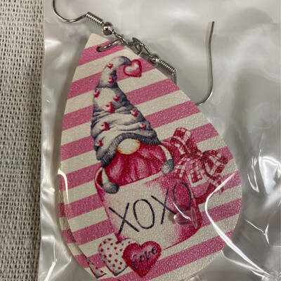 Leather Earrings-Valentine Gnome 1