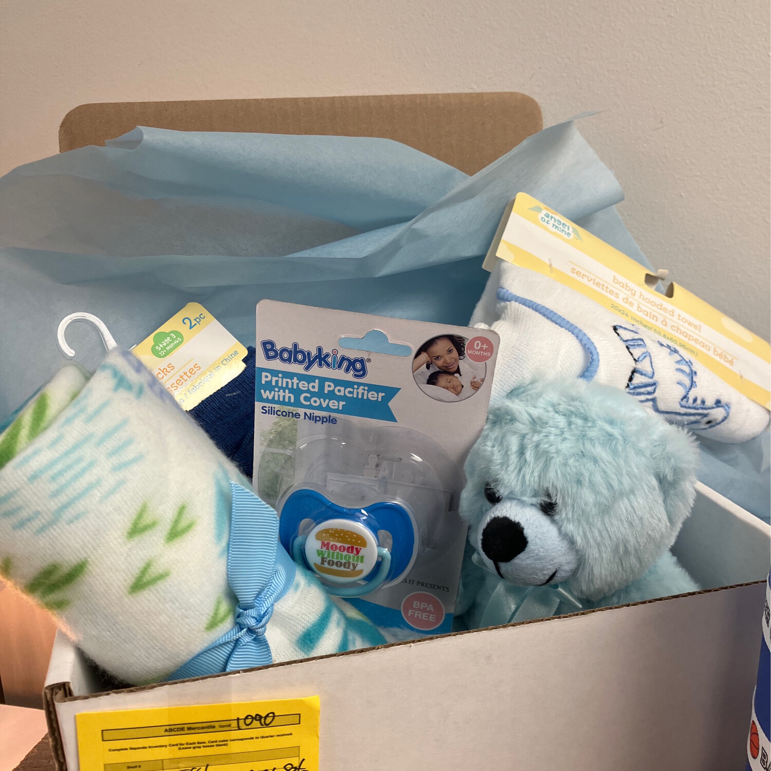 Baby Shower Gift Box Boy 2