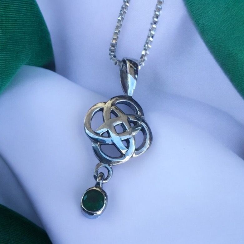 Classic Celtic Knot Pendant with Synthetic Green Emerald Classic Celtic Knot Pendant with Synthetic Green Emerald