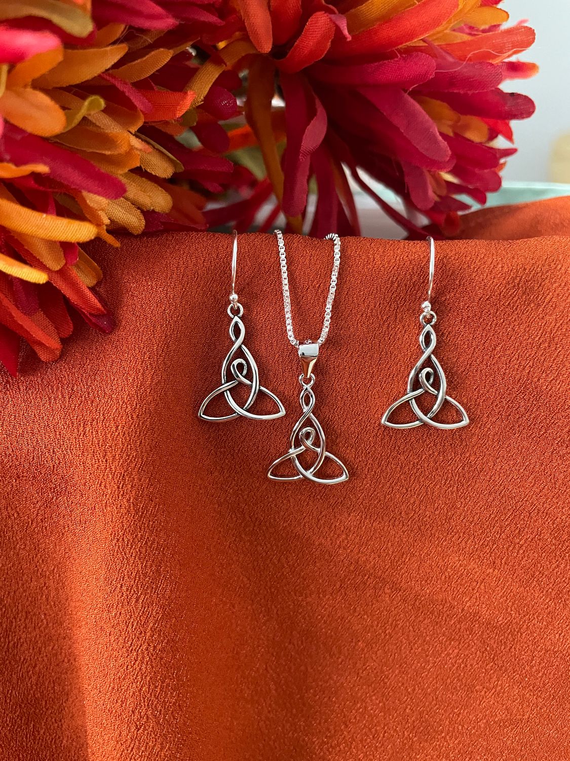Motherhood Knot Earrings