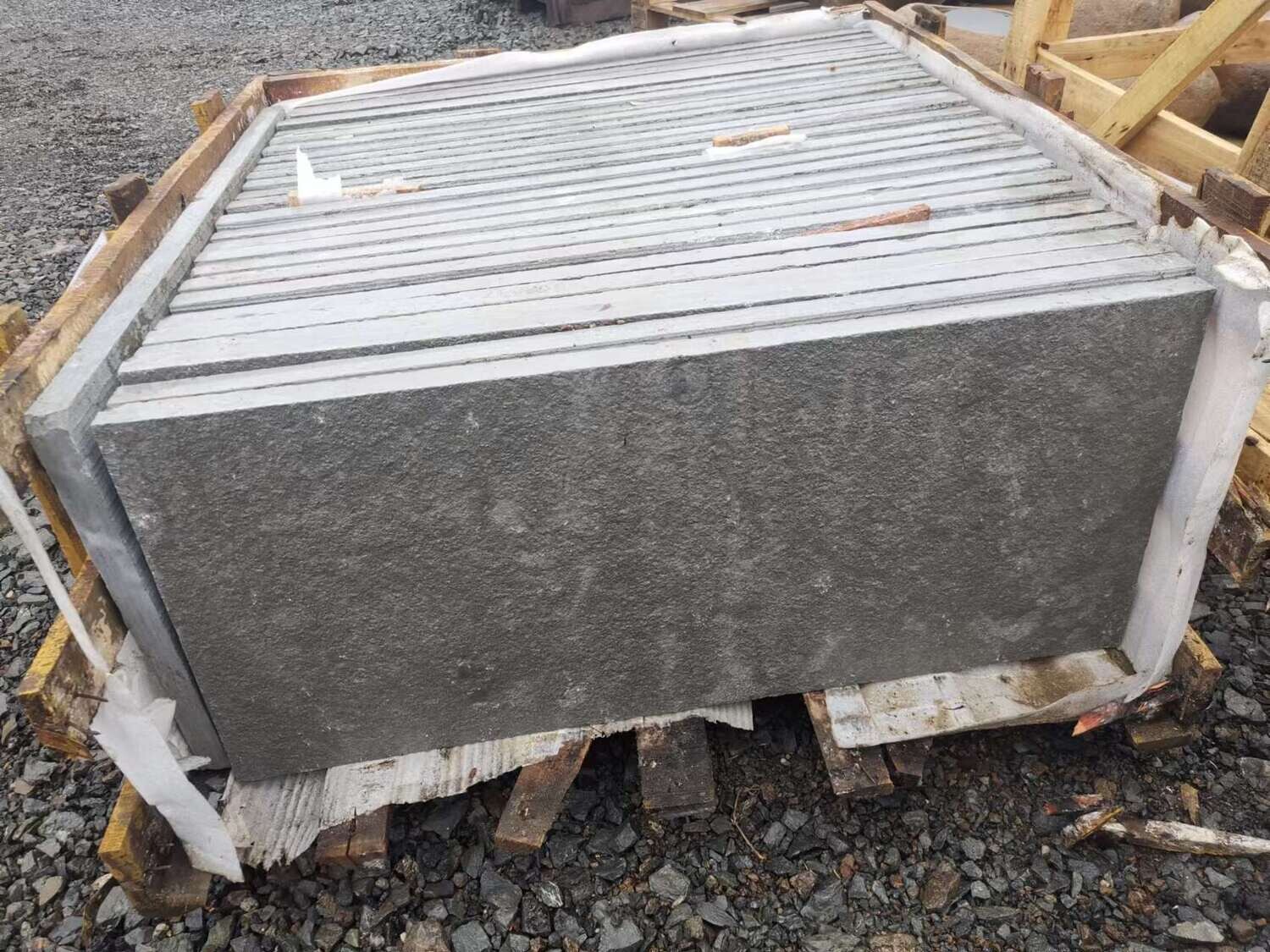 Prime Quality Tandoor Grey Limestone Slab / Paver - 900x400x30