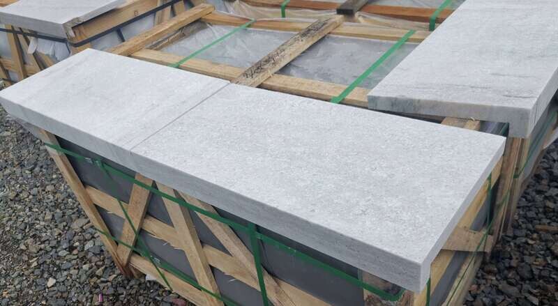 Quartzite Drop Face Pool Coping - 600x300x30/60- Type 1