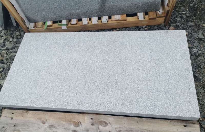 Natural Stone Large Slab 1200x600x30 - Light Grey Granite