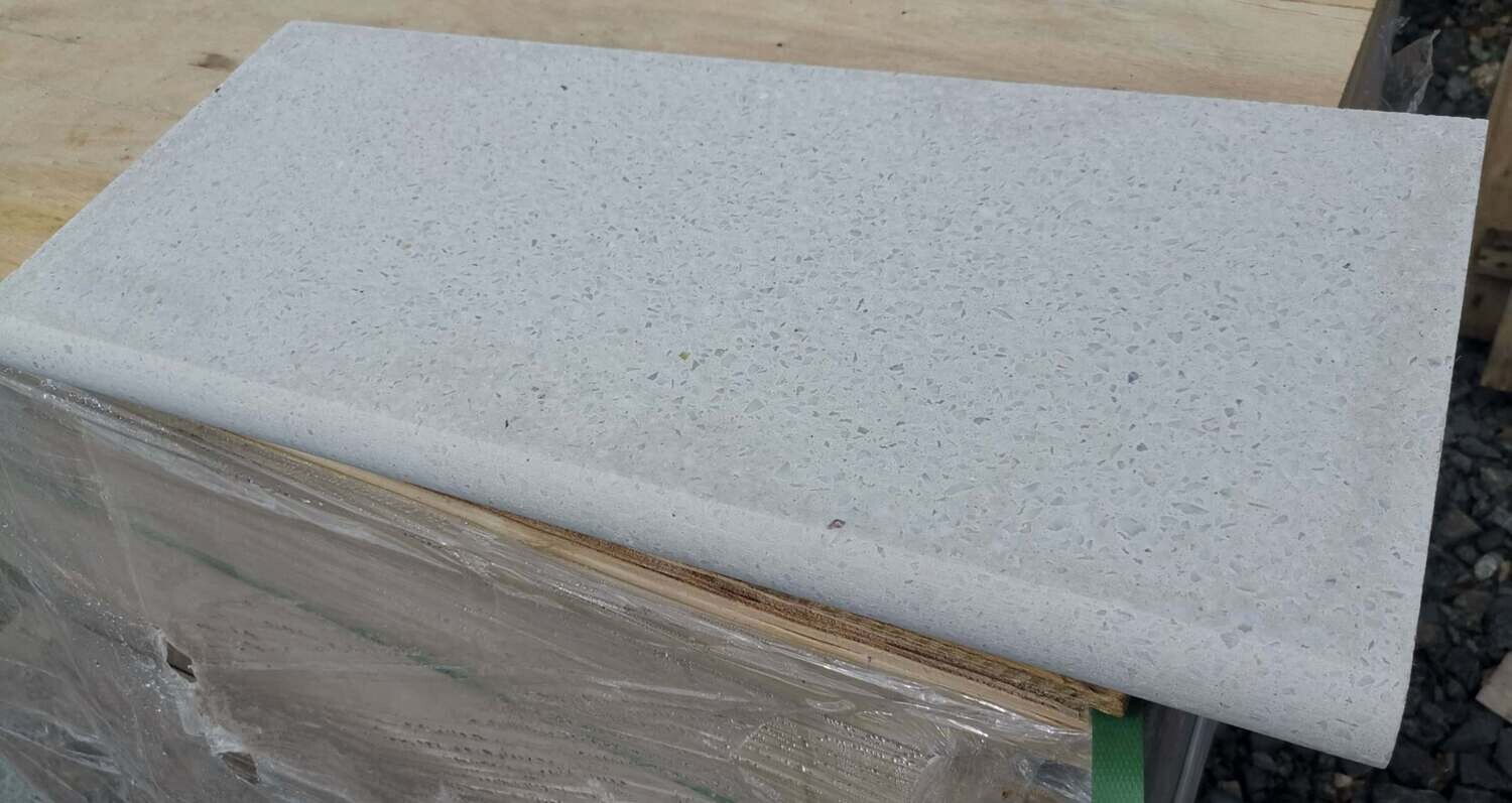 Pearl White Terrazzo Bull Nose Pool Coping - 600x300x40