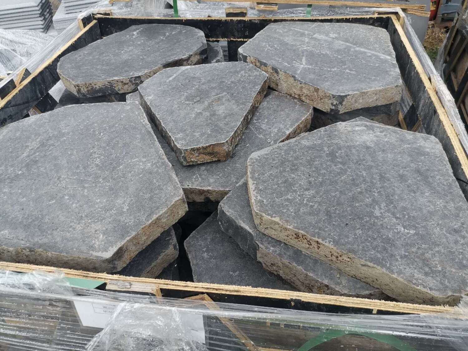 Hexagonal  Basalt Stepping- 400-500x50 Thick