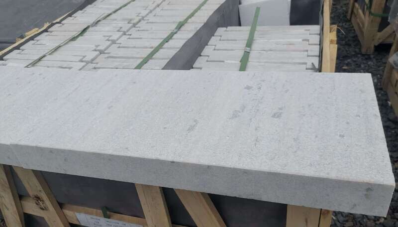Quartzite Drop Face Pool Coping - 600x300x30/60- Type 2