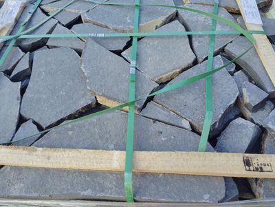One Crate Basalt Crazy Paving - 25/m2