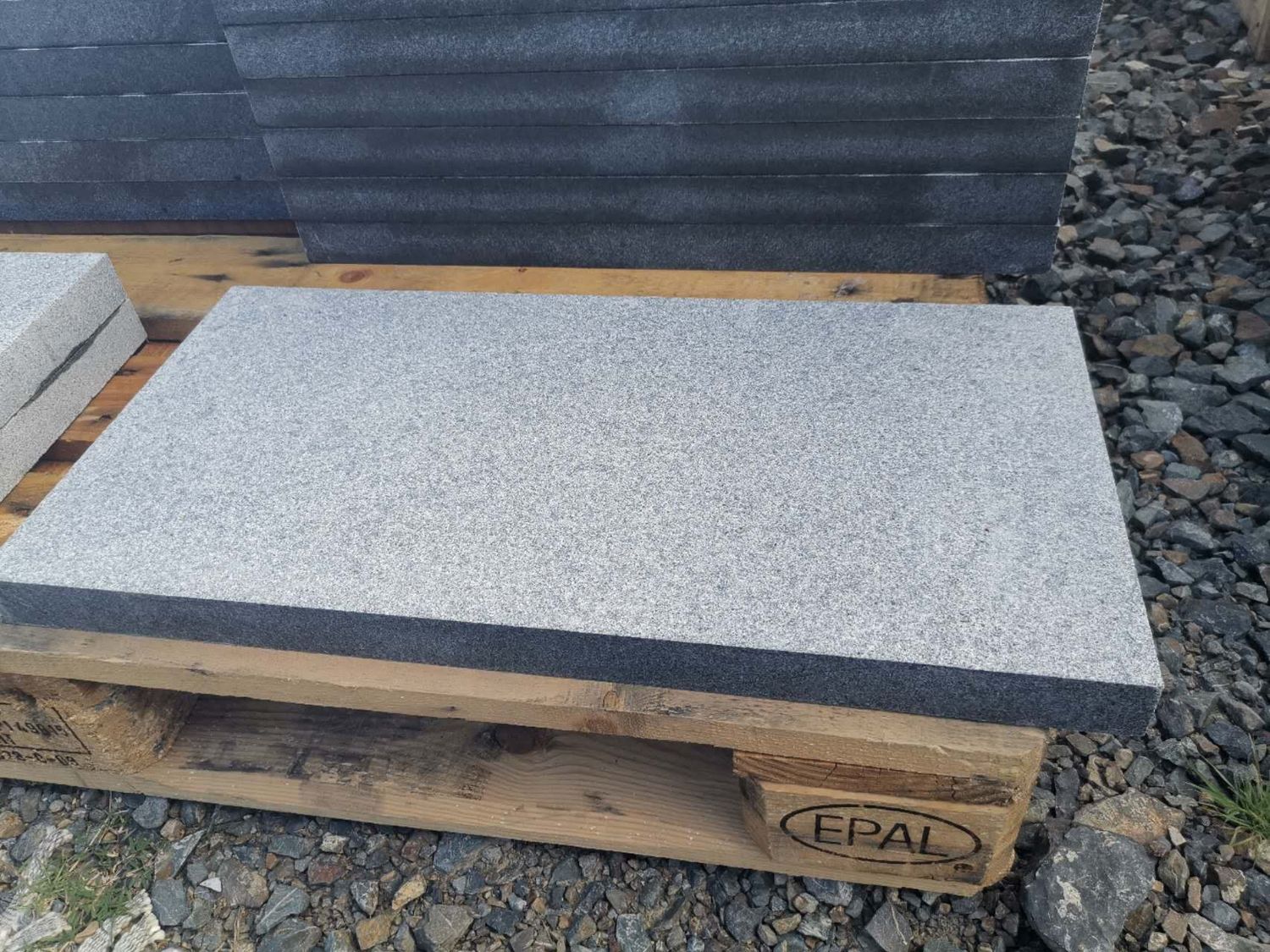 Padang Dark Grey Granite Square Edge Pool Coping - 600x300x40