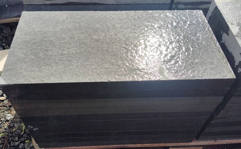 Basalt Square Edge Pool Coping / Paver - 600x300x40