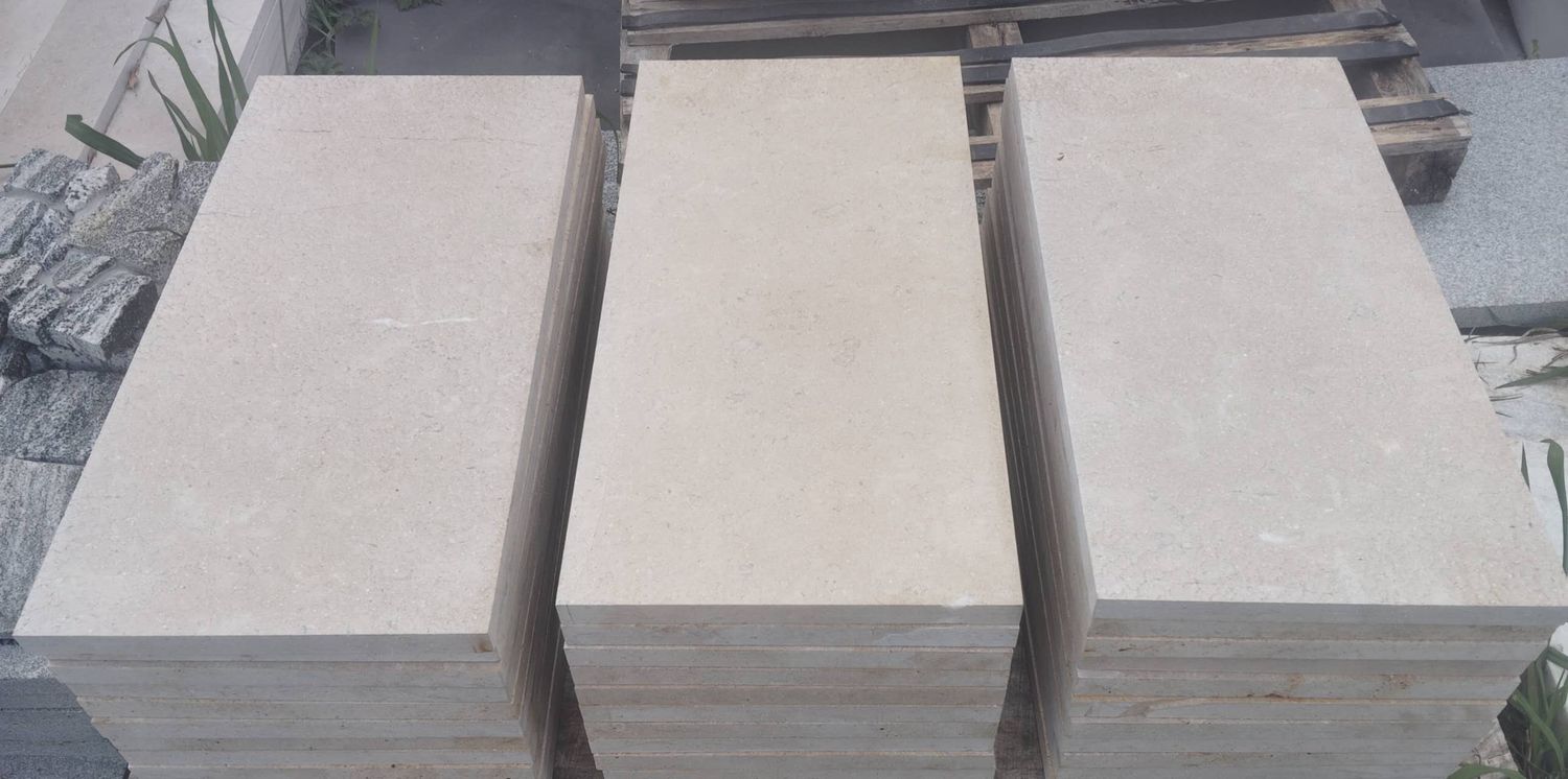 Prime Quality Light Yellow Limestone Paver -600x300x25